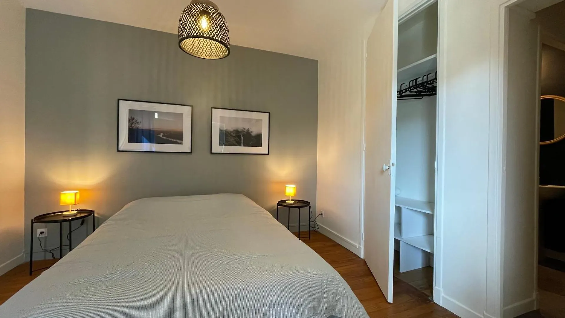 Le Louis Vitet Terrasse Proche Place Dupuy Toulouse France